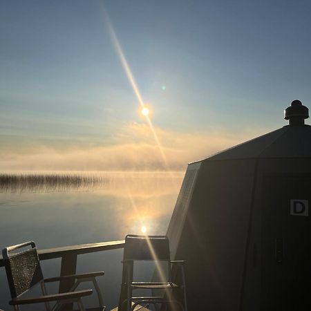 Vikajaervi Lake View Experience Igloos 罗瓦涅米 外观 照片