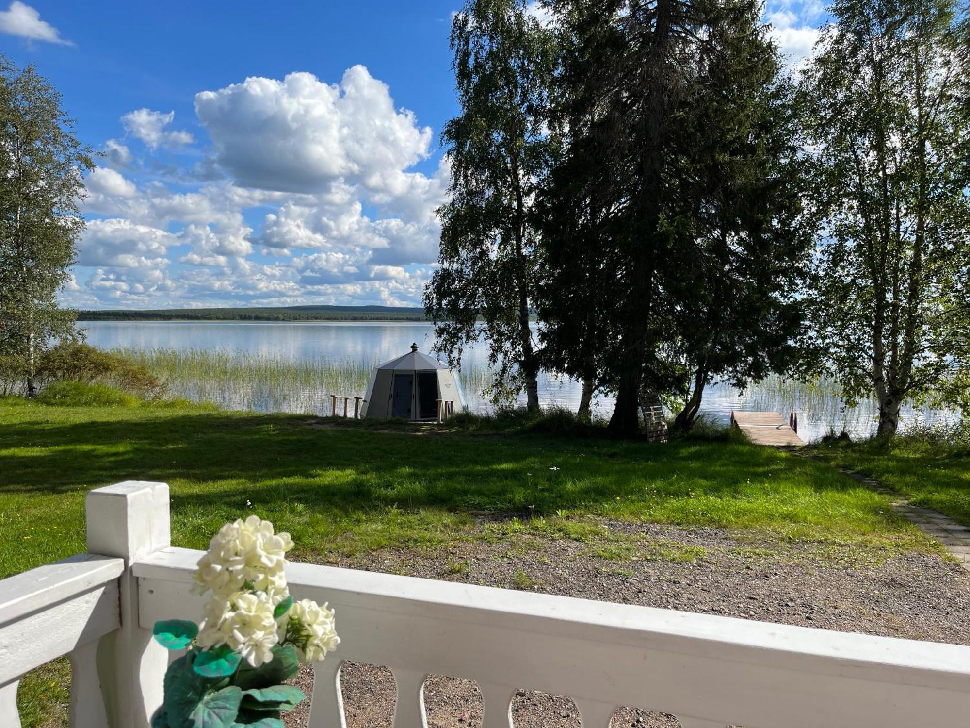 Vikajaervi Lake View Experience Igloos 罗瓦涅米 外观 照片