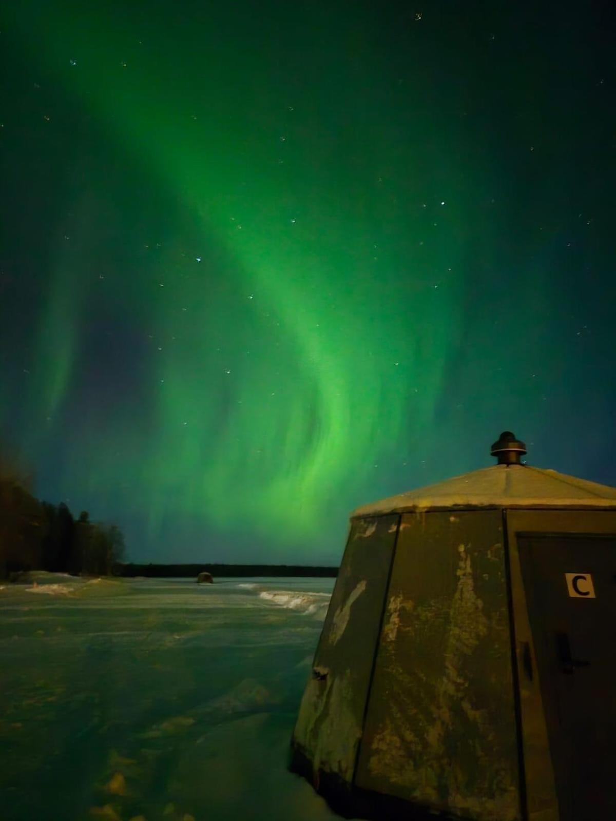 Vikajaervi Lake View Experience Igloos 罗瓦涅米 外观 照片