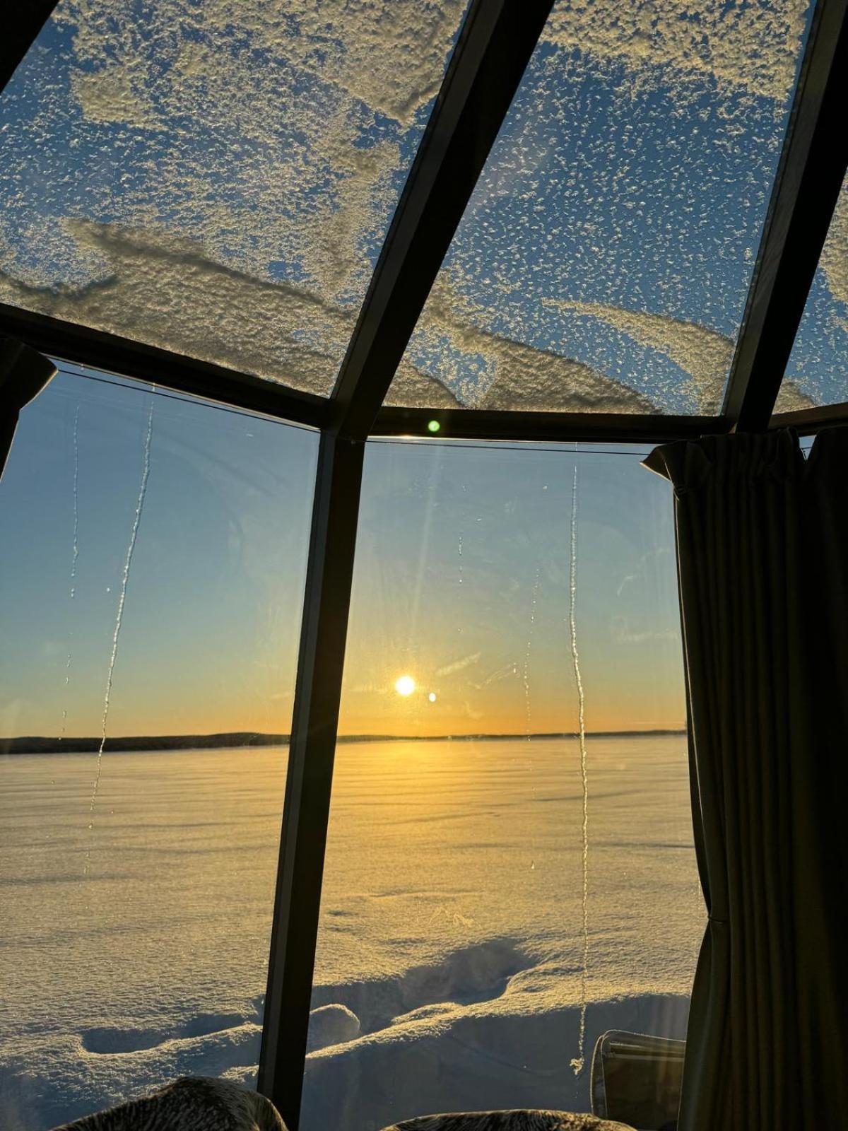 Vikajaervi Lake View Experience Igloos 罗瓦涅米 外观 照片